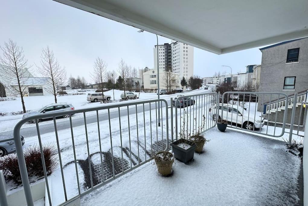 Spacious And Family Friendly Apartment In Рейкьявик Экстерьер фото